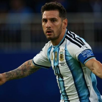 Messi minimiza recorde e enaltece Ronaldo Fenômeno: uma honra