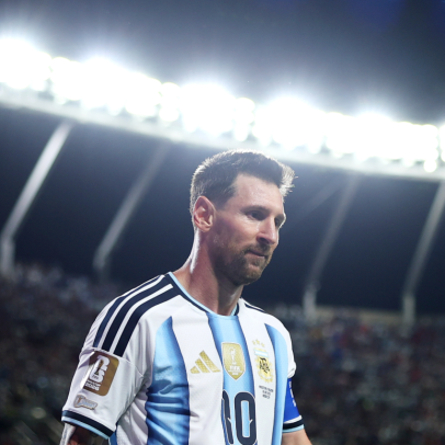 Maior artilheiro das Copas, Messi explica choro: "Passei por dias difíceis"