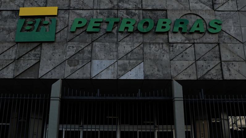 Petrobras - Búzios atinge 1,2 milhão de barris por dia