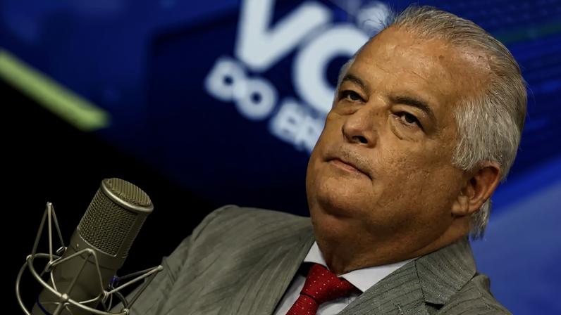 25 de fevereiro de 2025 - Márcio França, então ministro do Empreendedorismo, da Microempresa e da Empresa de Pequeno Porte do Brasil, participa do programa A Voz do Brasil. Foto: Bruno Peres/Agência Brasil