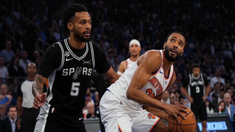 Mikal Bridges e Stephon Castle
