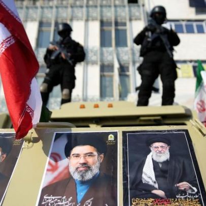 Khamenei terá funeral de Estado de 3 dias meses após assassinato