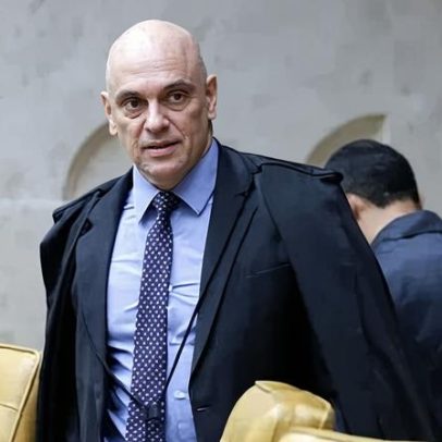 Moraes reúne defesa de Bolsonaro antes de decidir domiciliar