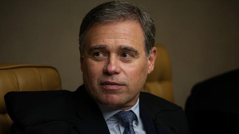 Mendonça nega pedido do PL para excluir post de Boulos sobre Flávio