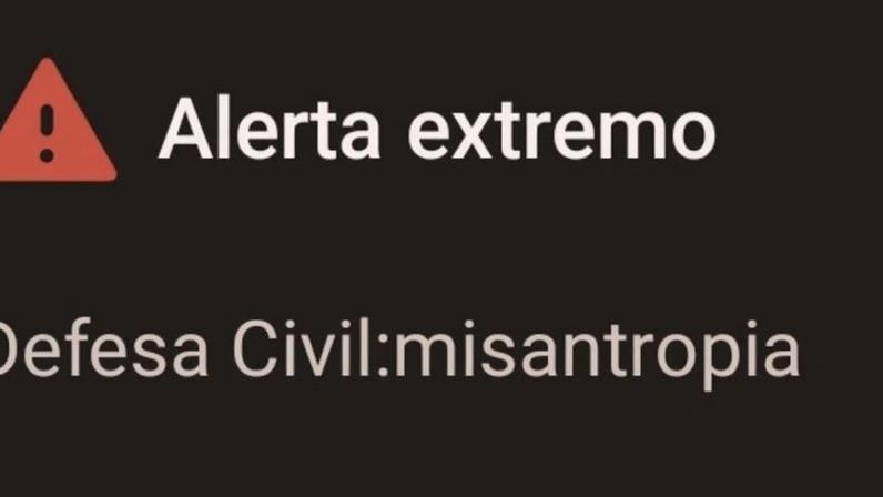 O MIDR informou que o 1º alerta foi emitido no Paraná e que o sistema Defesa Civil Alerta permanecerá suspenso até que haja "plena segurança" de que não haverá novos episódios; na imagem, screenshot do alerta recebido por moradores do DF neste sábado (20.jun)