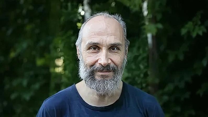 Impa pede liberação de professor russo detido na Armênia