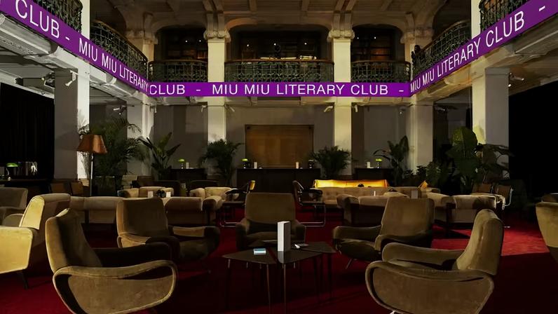 O clube literário da Miu Miu — Foto: Divulgação