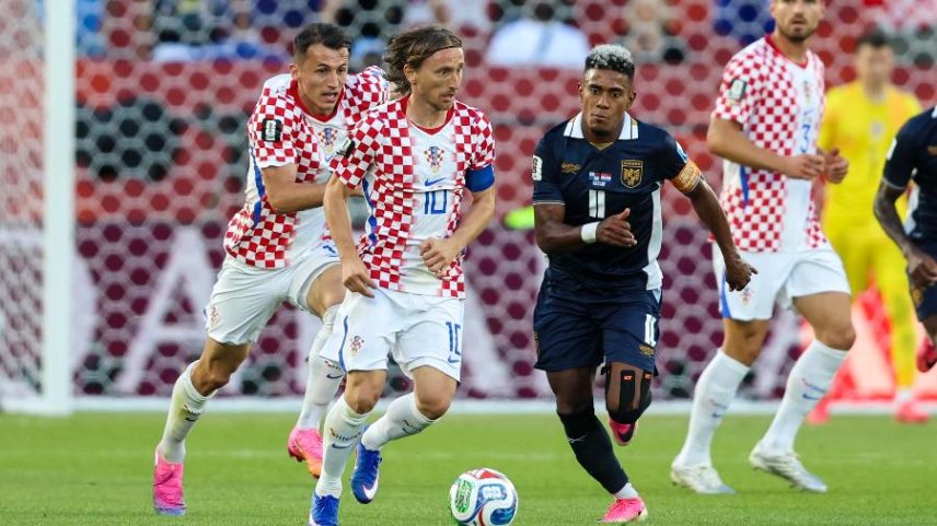 Modric completou 200 jogos com a camisa da Croácia contra o Panamá