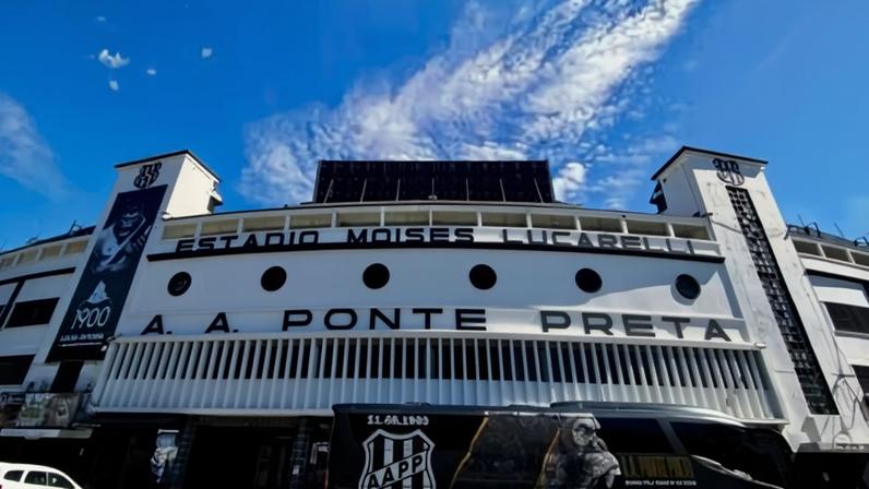 Moisés Lucarelli, estádio da Ponte Preta