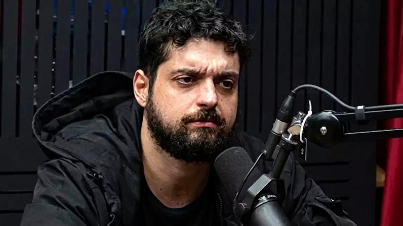 Bruno Aiub, o Monark, está revoltado com Igor Coelho devido aos pagamentos de sua parte do 'Flow'