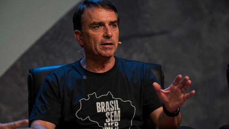 Flávio Bolsonaro, Michelle Bolsonaro e Valdemar Costa Neto — Foto: Montagem / g1
