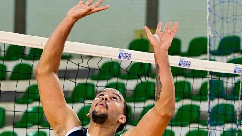 Montes Claros Vôlei anuncia a contratação do levantador Carlos Henrique