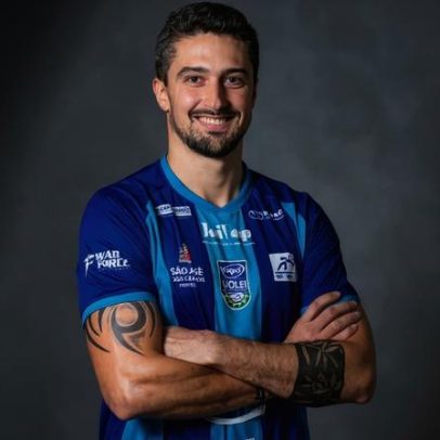 Montes Claros Vôlei anuncia contratação do central Babu