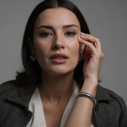 Atriz da novela turca Coração de Mãe da Record morre