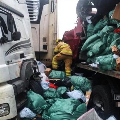 Motorista morre em colisão com três carretas na BR-251, Norte de Minas