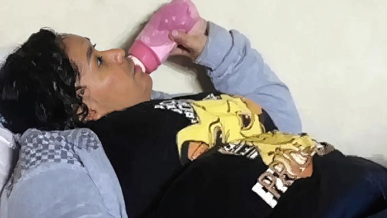 Amanda Maria Souza de Oliveira, de 37 anos, usava até mamadeira para idade