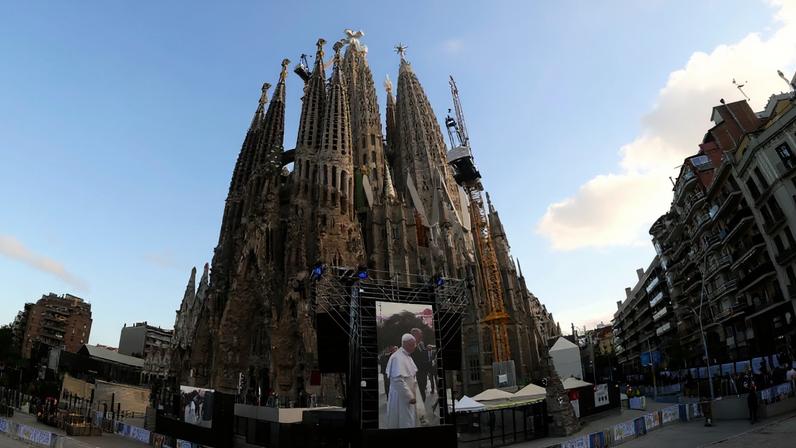 Papa Leão XIV celebrou uma missa na Basílica da Sagrada Família, em Barcelona, nesta quarta-feira (10/6)