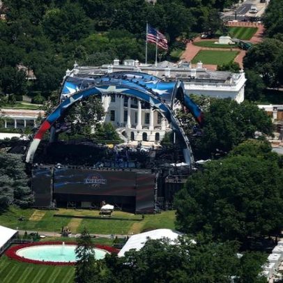 Trump transforma a Casa Branca em arena de UFC para comemorar 80 anos