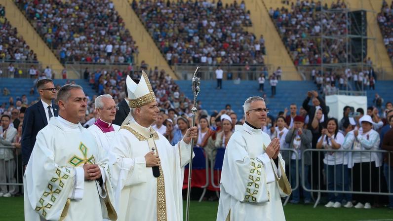 O Papa Leão XIV celebrou uma missa no Estádio Gran Canaria, em Las Palmas, na ilha de Gran Canaria, no dia 11 de junho de 2026