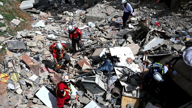 Chance de resgate de sobreviventes de terremoto na Venezuela diminui após 72 horas