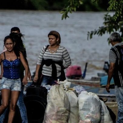 Refugiados e deslocados diminuem após década de alta, diz Acnur