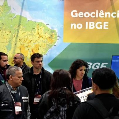 IBGE registra presença em feira de geotecnologias em São Paulo