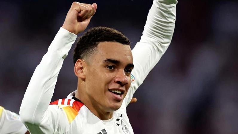 Musiala comemora gol marcado pela Alemanha contra a Escócia, pela Eurocopa