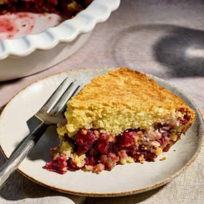 Receita de Torta de Cranberry de Nantucket com Cobertura de Nozes