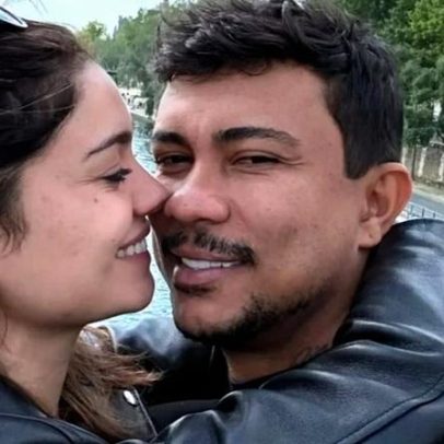 Sophie Charlotte e Xamã são vistos de mãos dadas em shopping