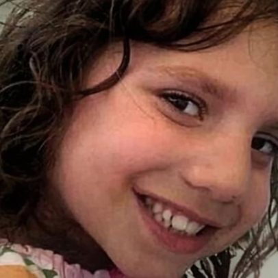 Ucraniana acusada de fingir ser criança é abandonada por pais adotivos