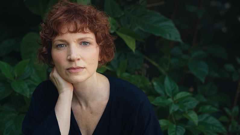 Natalia Timerman é psiquiatra e autora do livro "Copo vazio"