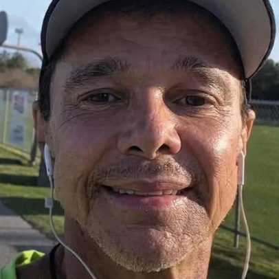 Netinho revela mudança de voz após tratamento contra câncer