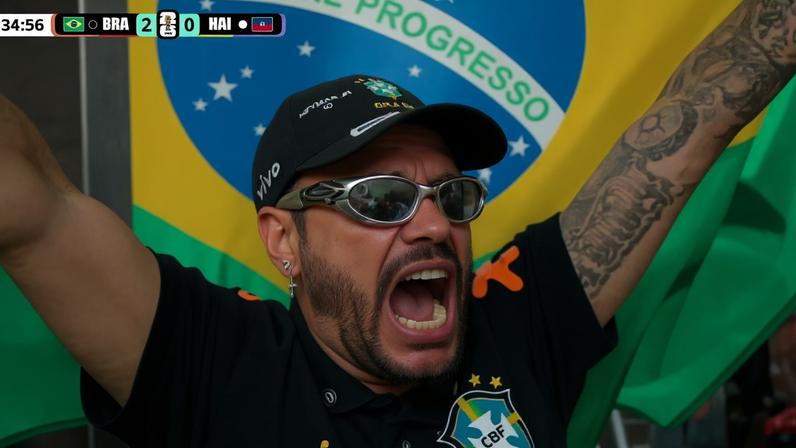 Sósia de Neymar comemora gol do Brasil contra o Haiti — Foto: Reprodução