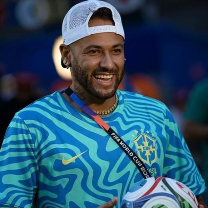O que justifica o salário de Neymar, jogador de futebol