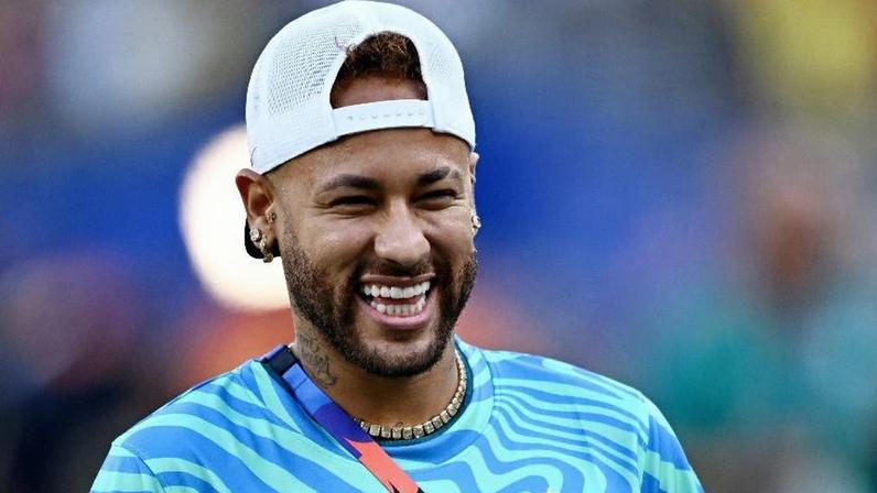 Neymar antes de Brasil x Marrocos, na Copa do Mundo