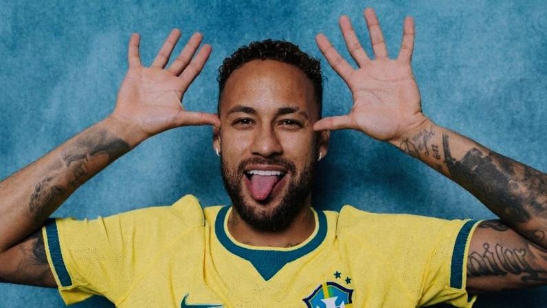 Neymar, da seleção brasileira, em ensaio fotográfico para a Copa do Mundo