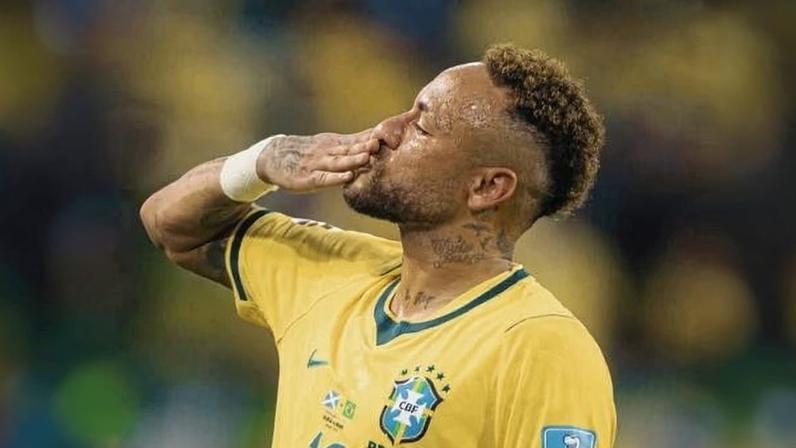 Neymar durante Escócia x Brasil, em jogo pela Copa do Mundo