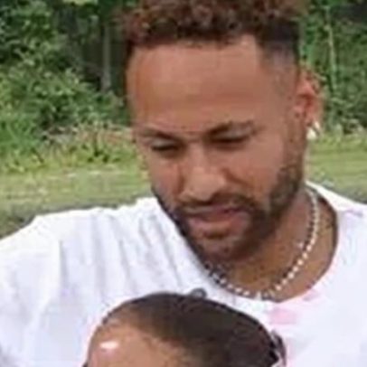 Web critica reação de Neymar ao saber que será pai de mais uma filha