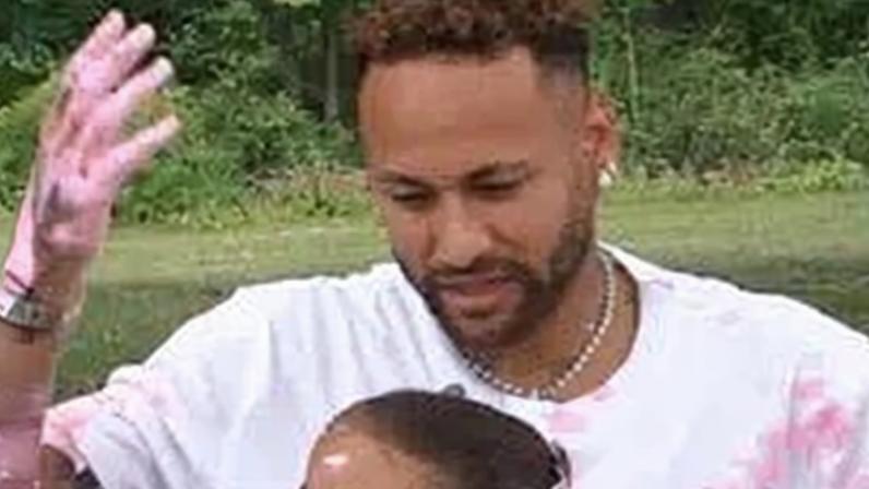 Web critica reação de Neymar ao descobrir que será pai de mais uma menina