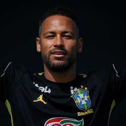 Neymar volta contra a Escócia, diz Ancelotti que estará pronto