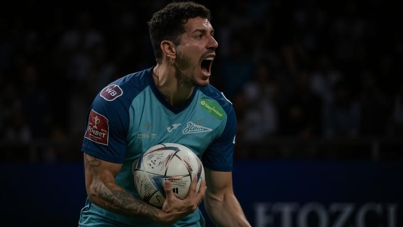 Nino, zagueiro do Zenit, pode voltar ao Fluminense