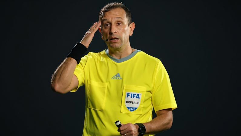 Argentino Dário Herrera é um dos 52 árbitros de campo escalados pela Fifa para trabalhar no Mundial 2026