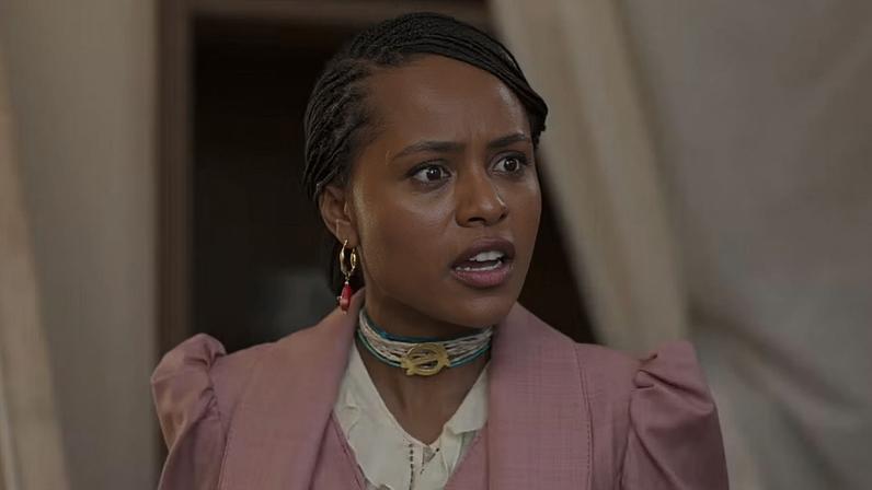 Duda Santos interpreta a princesa Alika, que fugiu para o Brasil e adotou o nome Lúcia