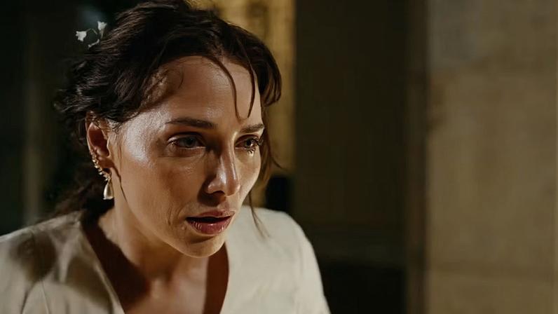 Adriana (Letícia Colin) em cena da novela 'Quem Ama Cuida'