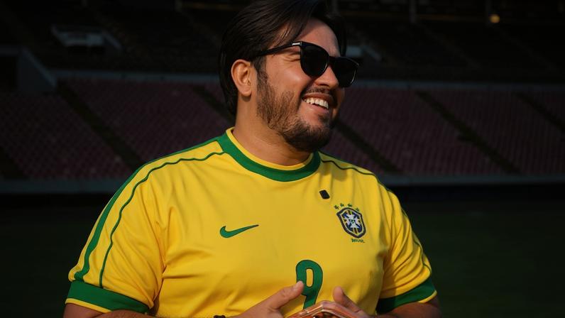 O músico Guilherme Maia, o DJ M4IA, que lançou a música "Brasil com S"