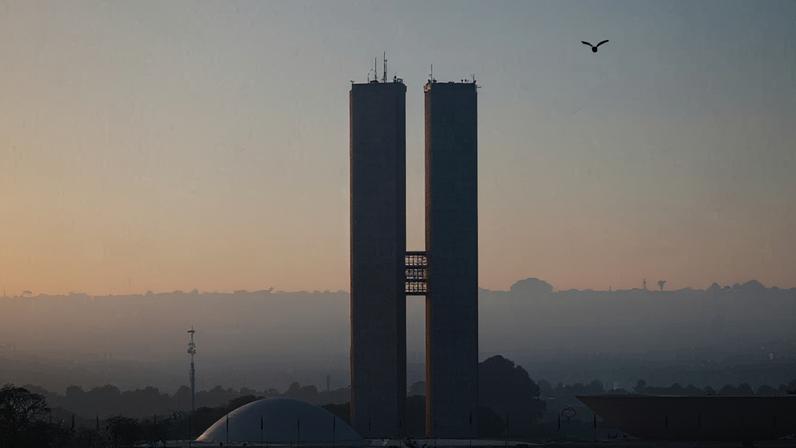 Equipe econômica prevê perda anual de R$ 111 bilhões com aprovação de nove pautas-bomba