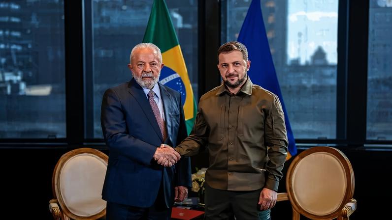 O presidente Luis Inácio Lula da Silva se encontra com o líder da Ucrânia, Volodymyr Zelensky, em Nova York