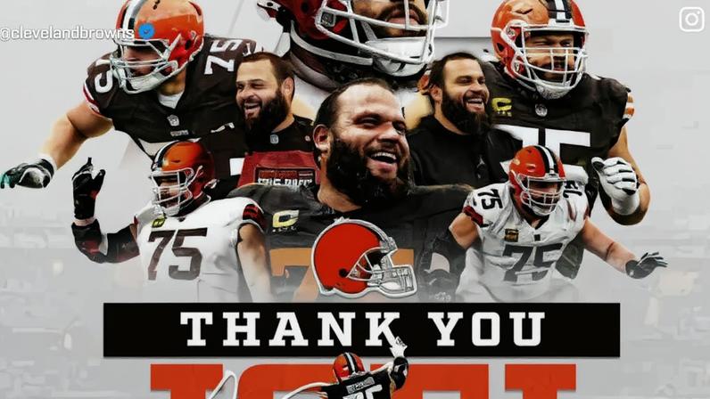 Joel Bitonio, jogador do Cleveland Browns, anunciando sua aposentadoria.