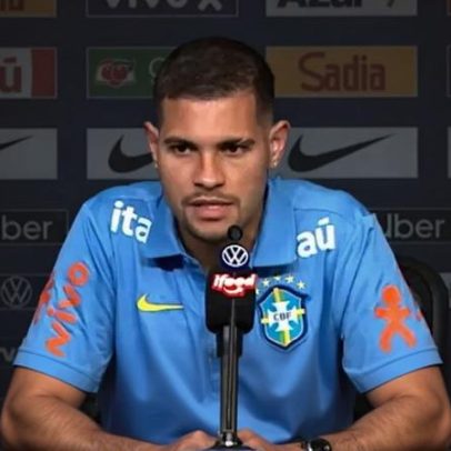Bruno Guimarães rebate críticas de Olise e diz que há gente que aparece