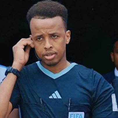 Árbitro somali barrado nos EUA não apitará na Copa, confirma Fifa